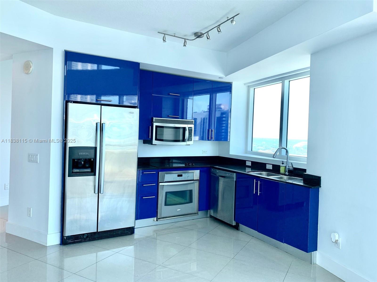 INFINITY AT BRICKELL COND - Residential Lease