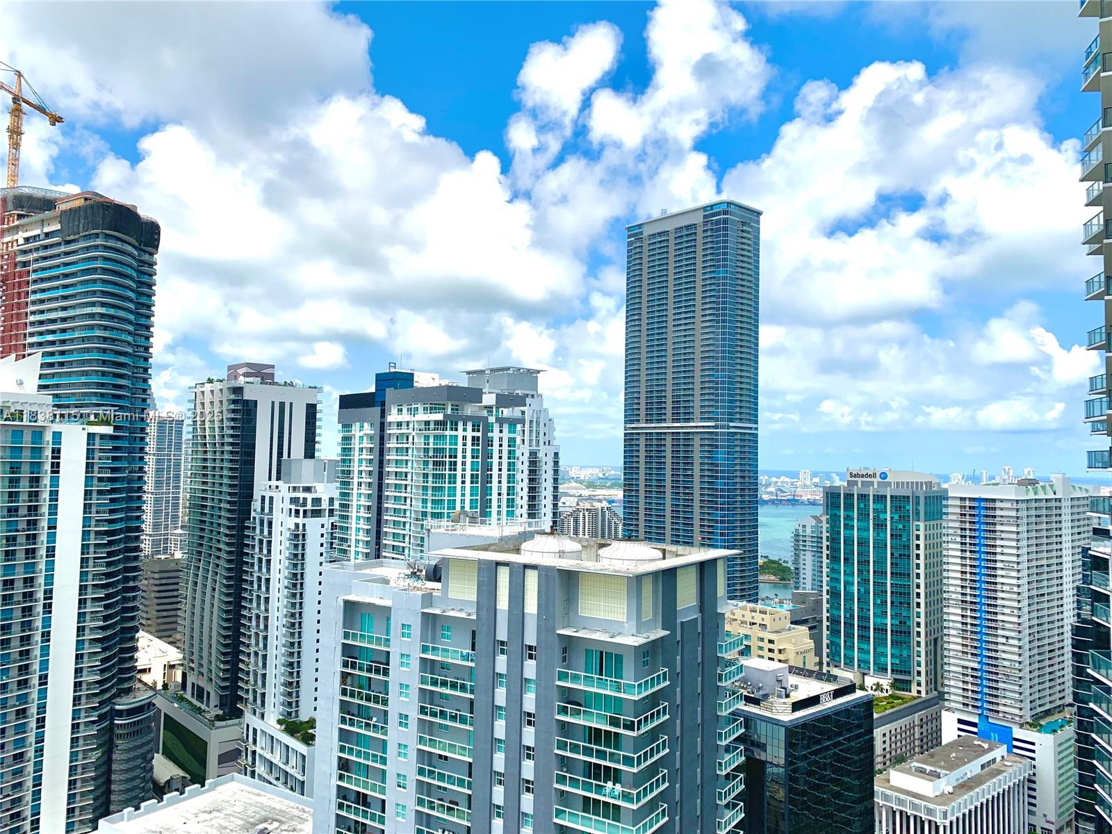 60 SW 13th St 3826