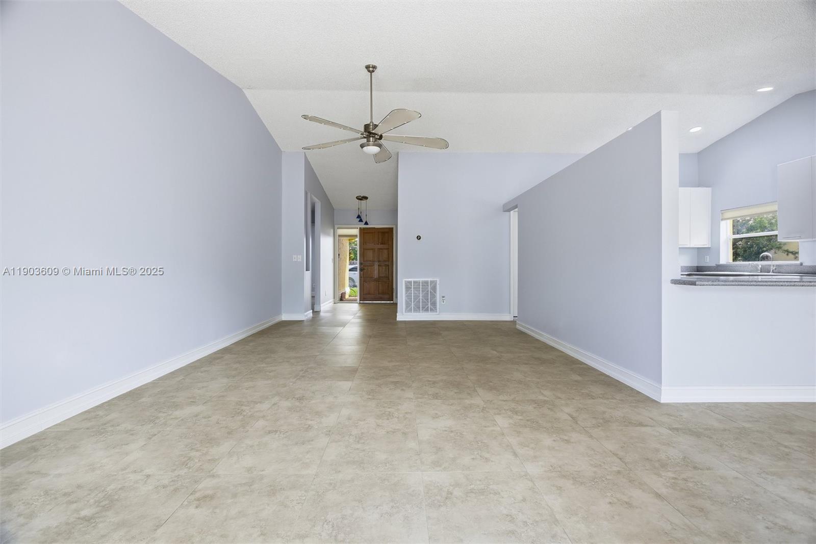 WELLEBY ISLES - Residential