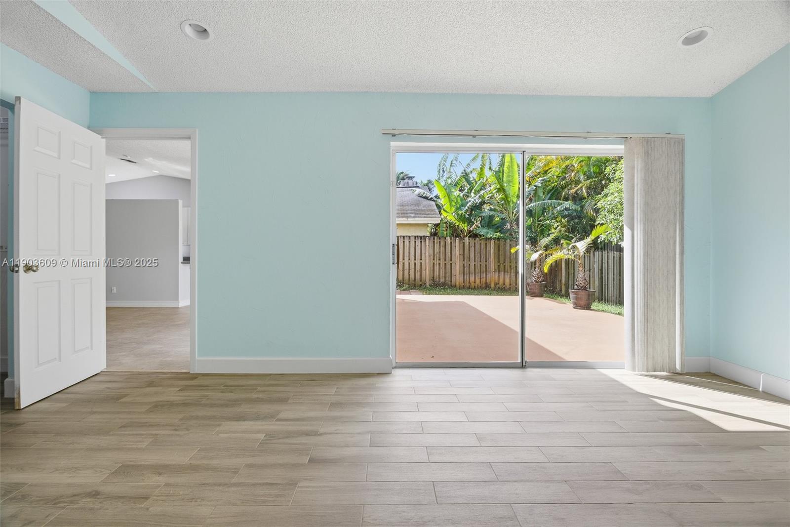 WELLEBY ISLES - Residential