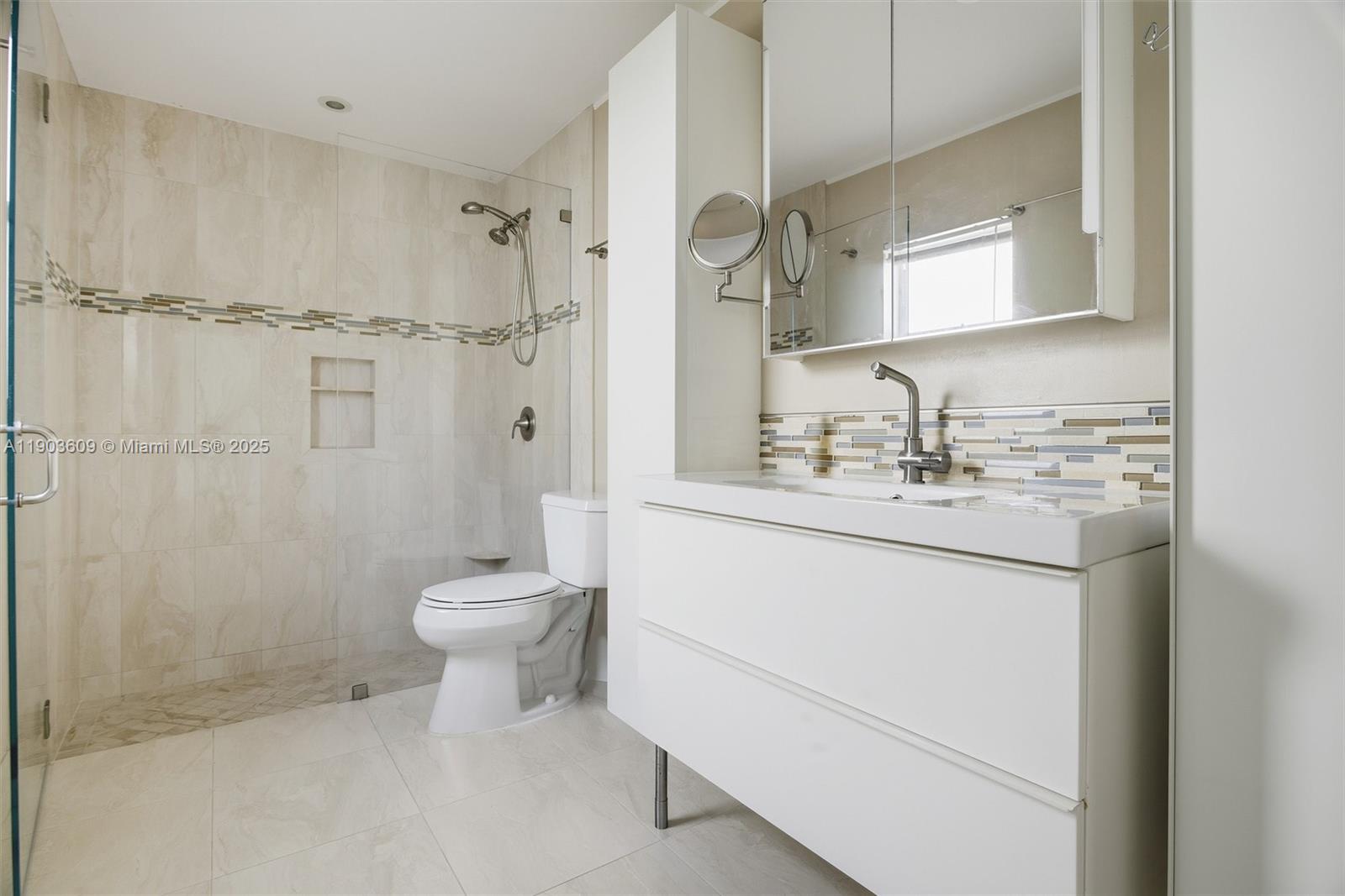 WELLEBY ISLES - Residential