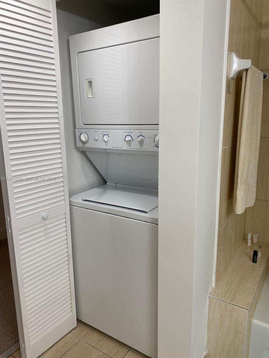 OPERA TOWER CONDO - Residential Lease