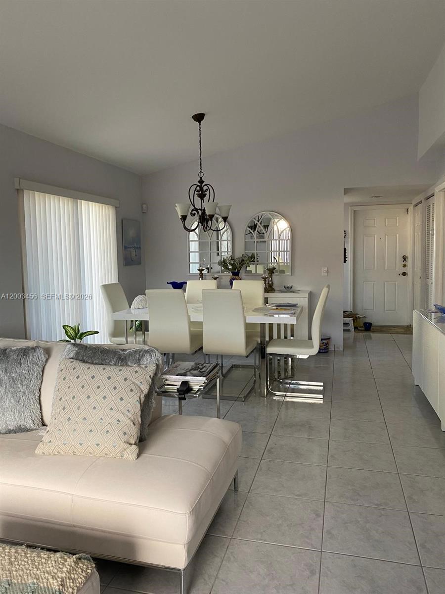 LKS OF MEADOW VILG HOMES - Residential