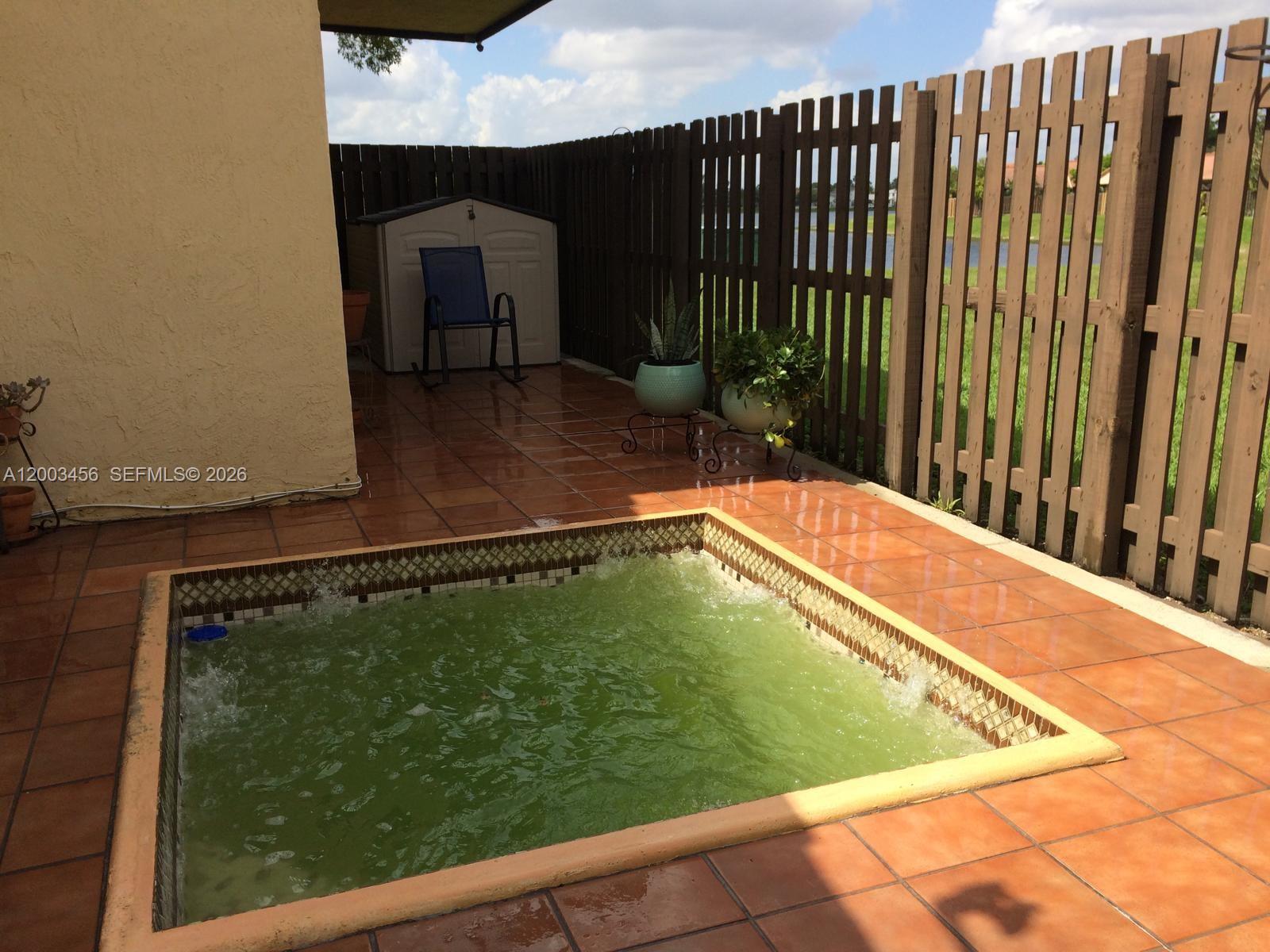 LKS OF MEADOW VILG HOMES - Residential