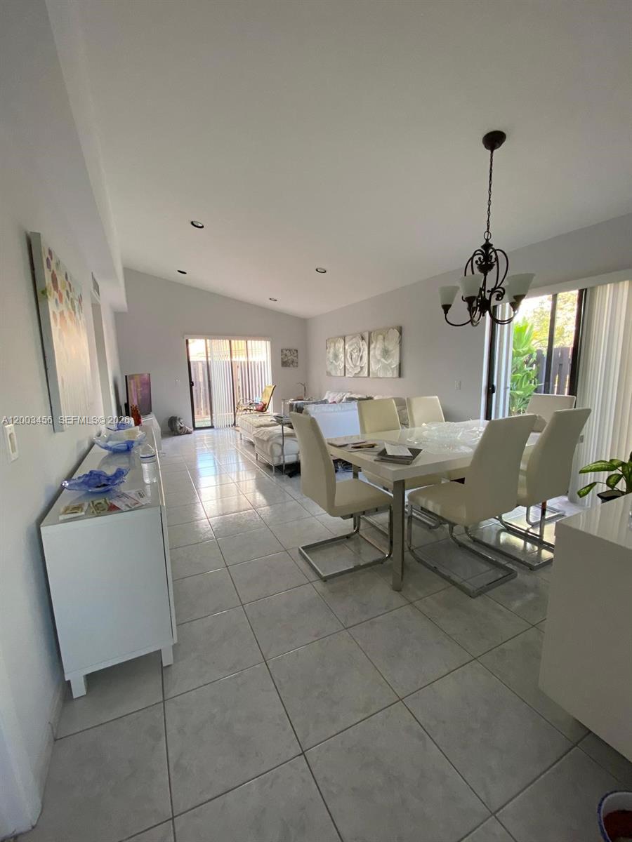 LKS OF MEADOW VILG HOMES - Residential