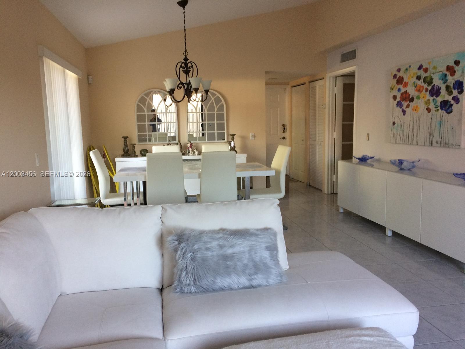 LKS OF MEADOW VILG HOMES - Residential