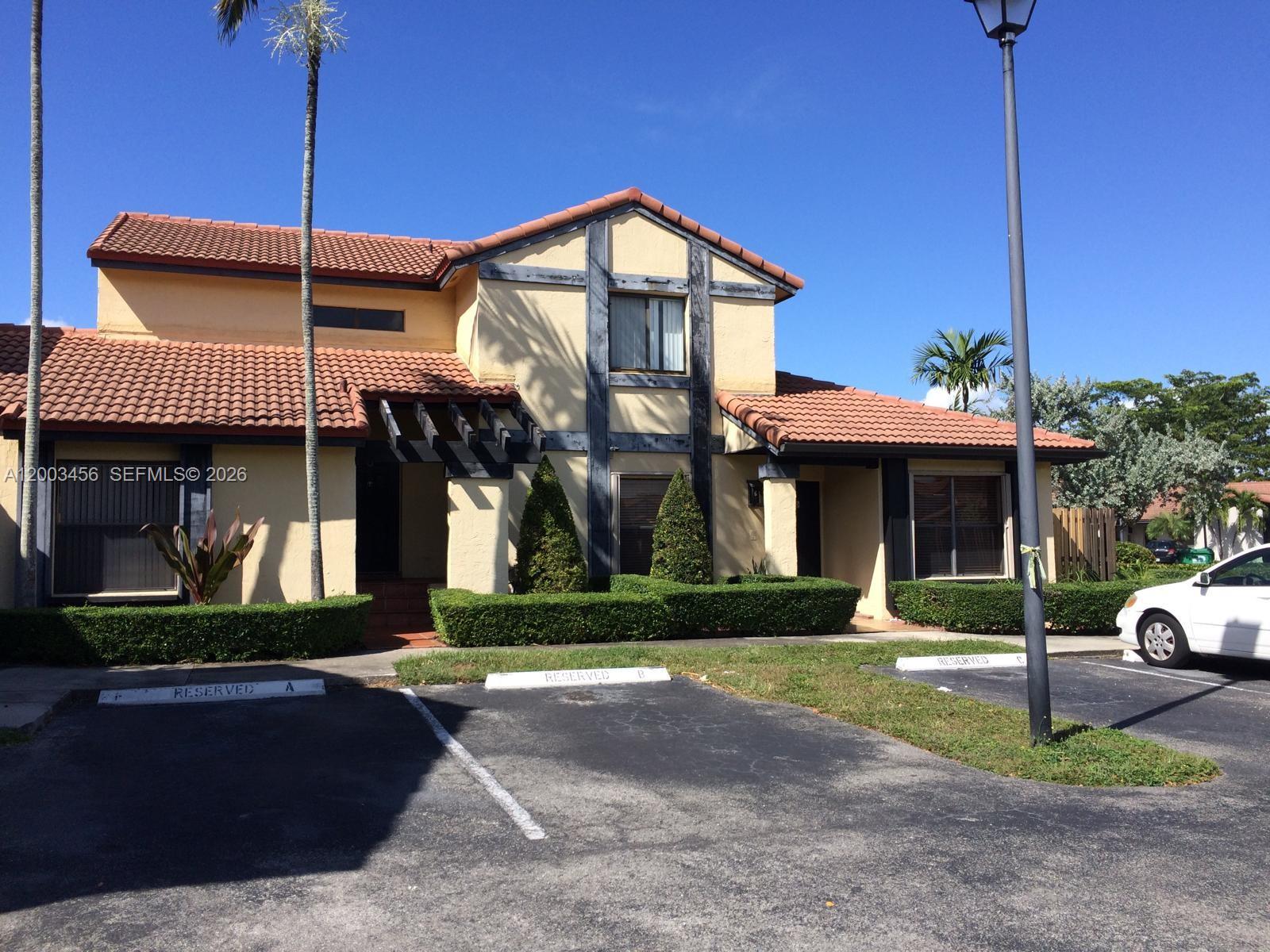 LKS OF MEADOW VILG HOMES - Residential