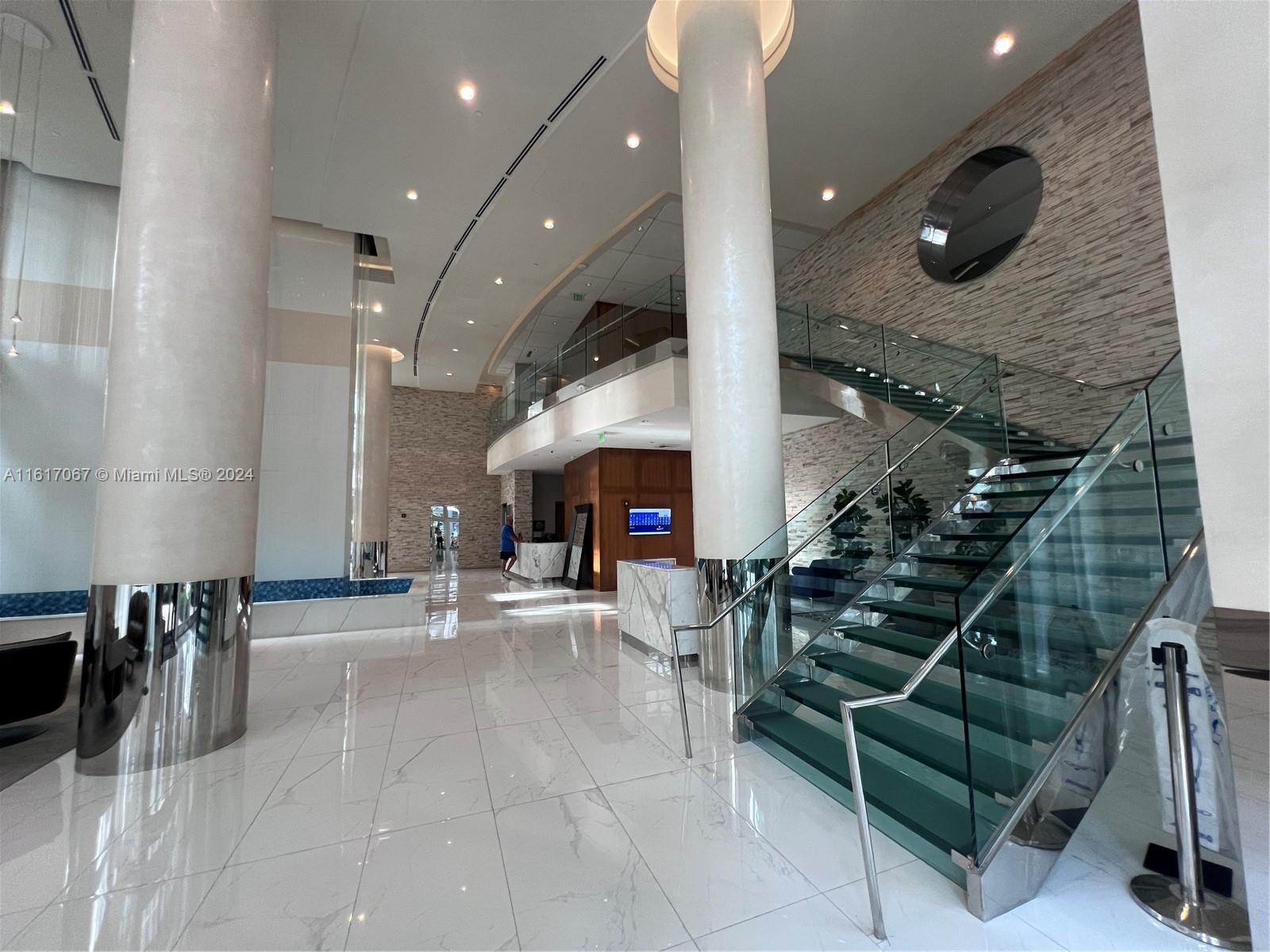 BRICKELL ON THE RIVER S T - Residential Lease