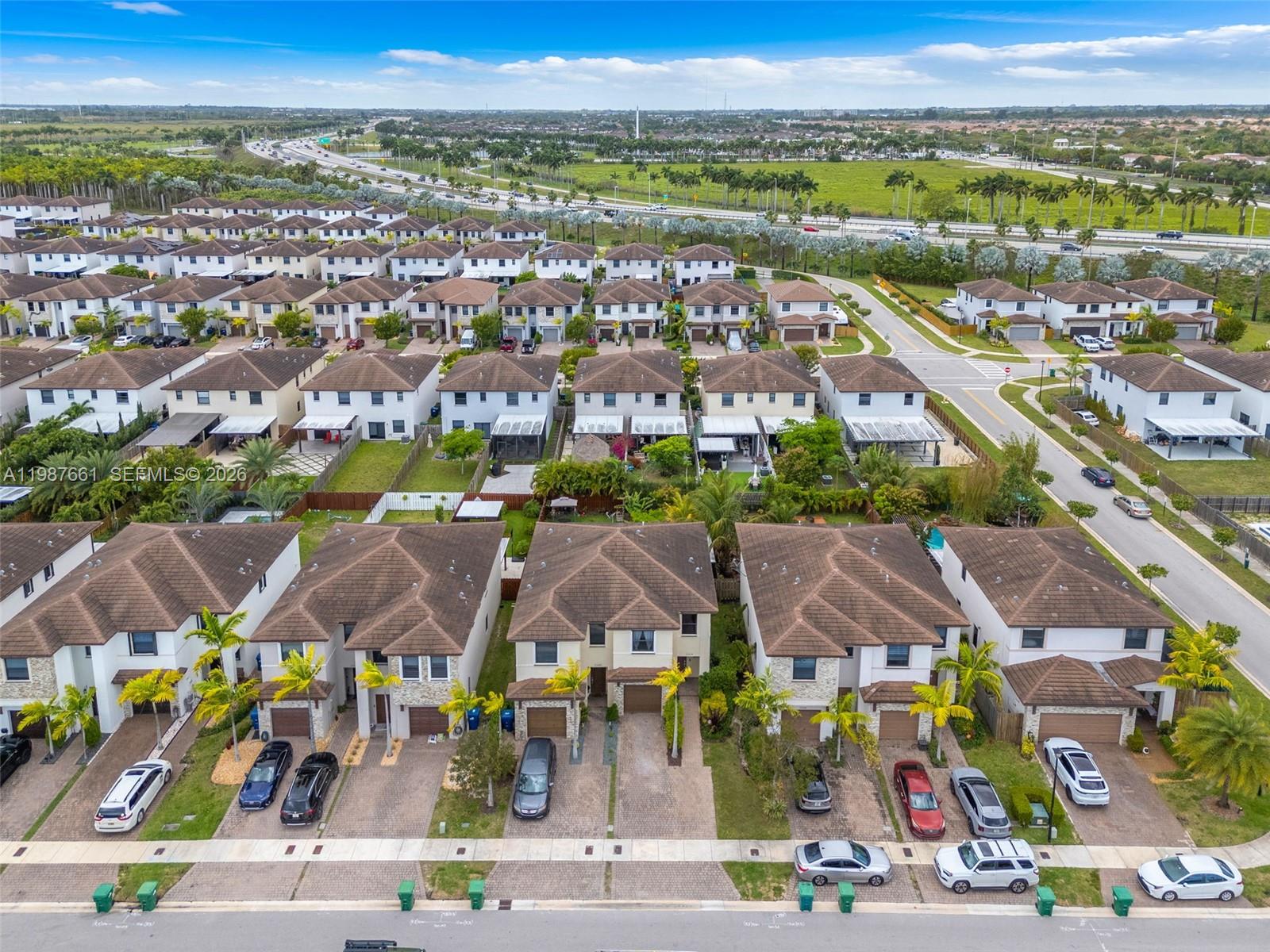 S ALLAPATTAH GARDENS - Residential