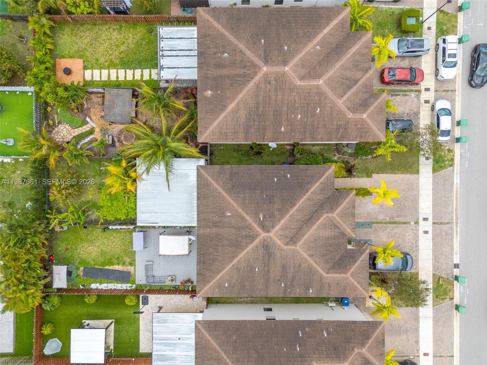 S ALLAPATTAH GARDENS - Residential