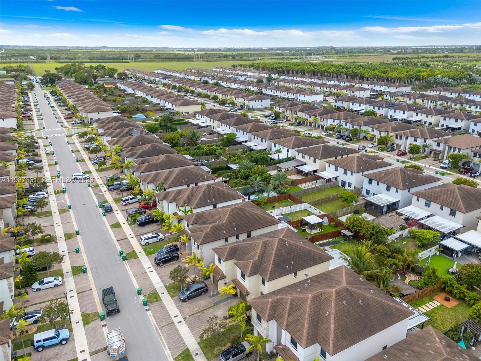 S ALLAPATTAH GARDENS - Residential