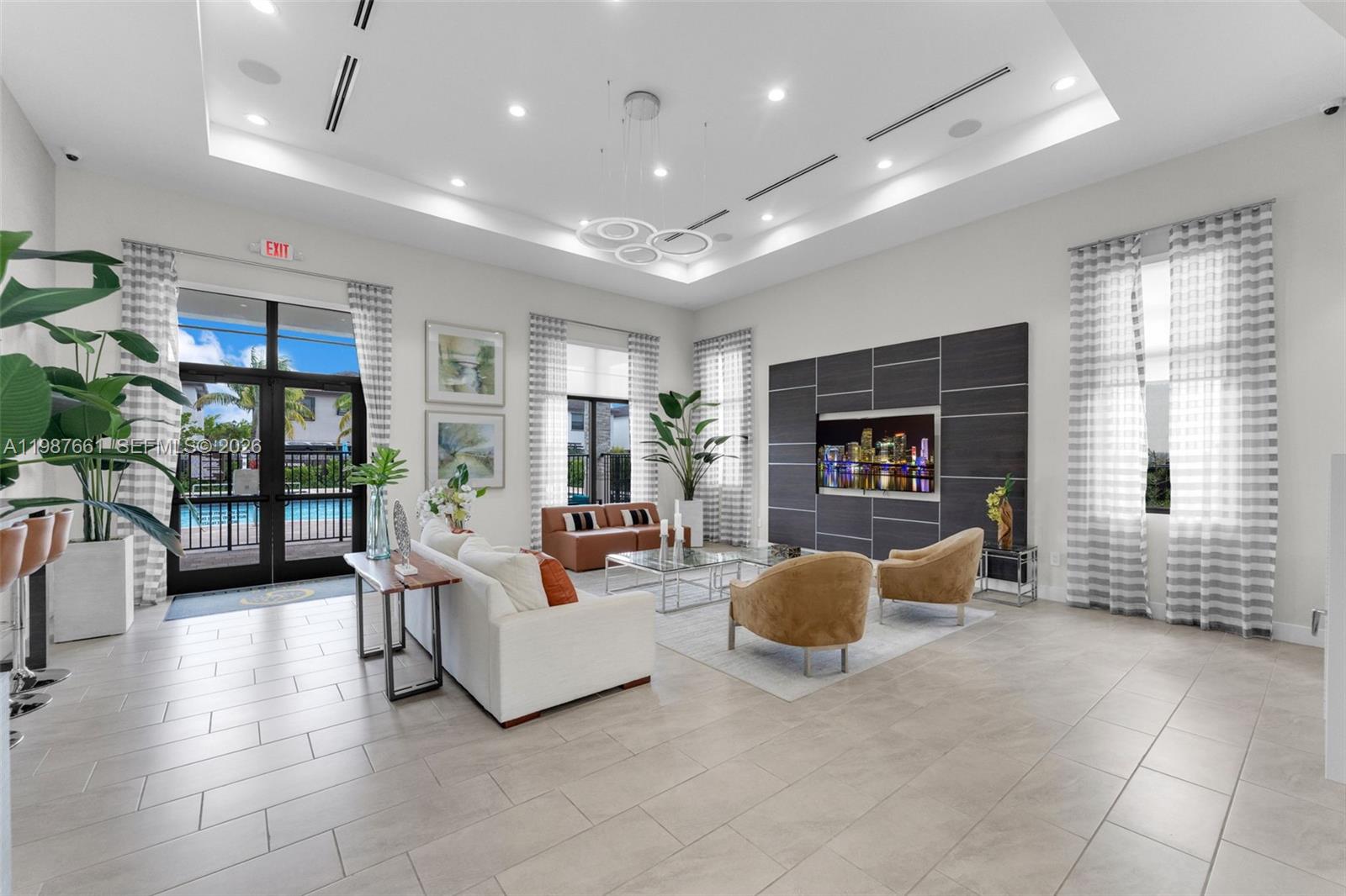 S ALLAPATTAH GARDENS - Residential