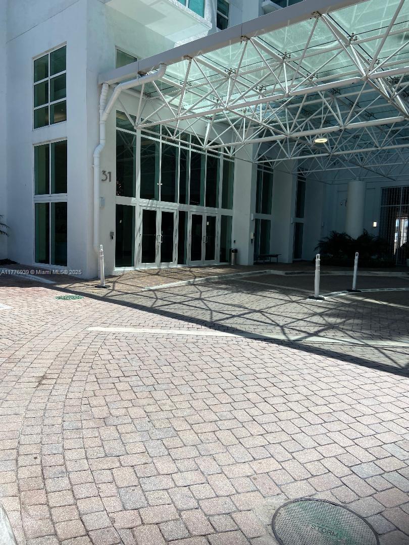 31 Se 5th St 2103, Miami, Broward County, Florida - 1 Bedrooms  
1 Bathrooms - 