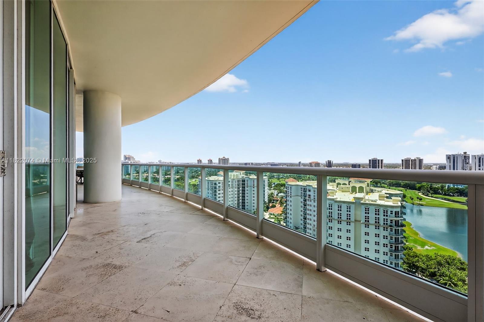 TOWERS OF PORTO VITA-NORT - Residential