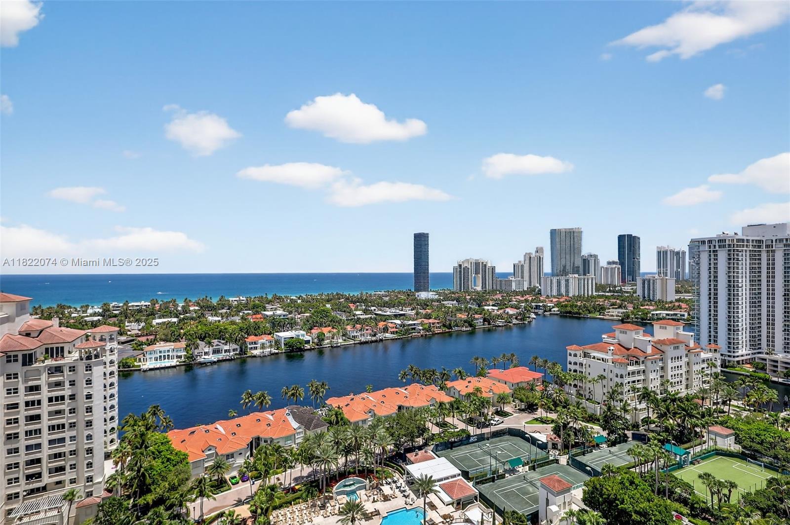 TOWERS OF PORTO VITA-NORT - Residential