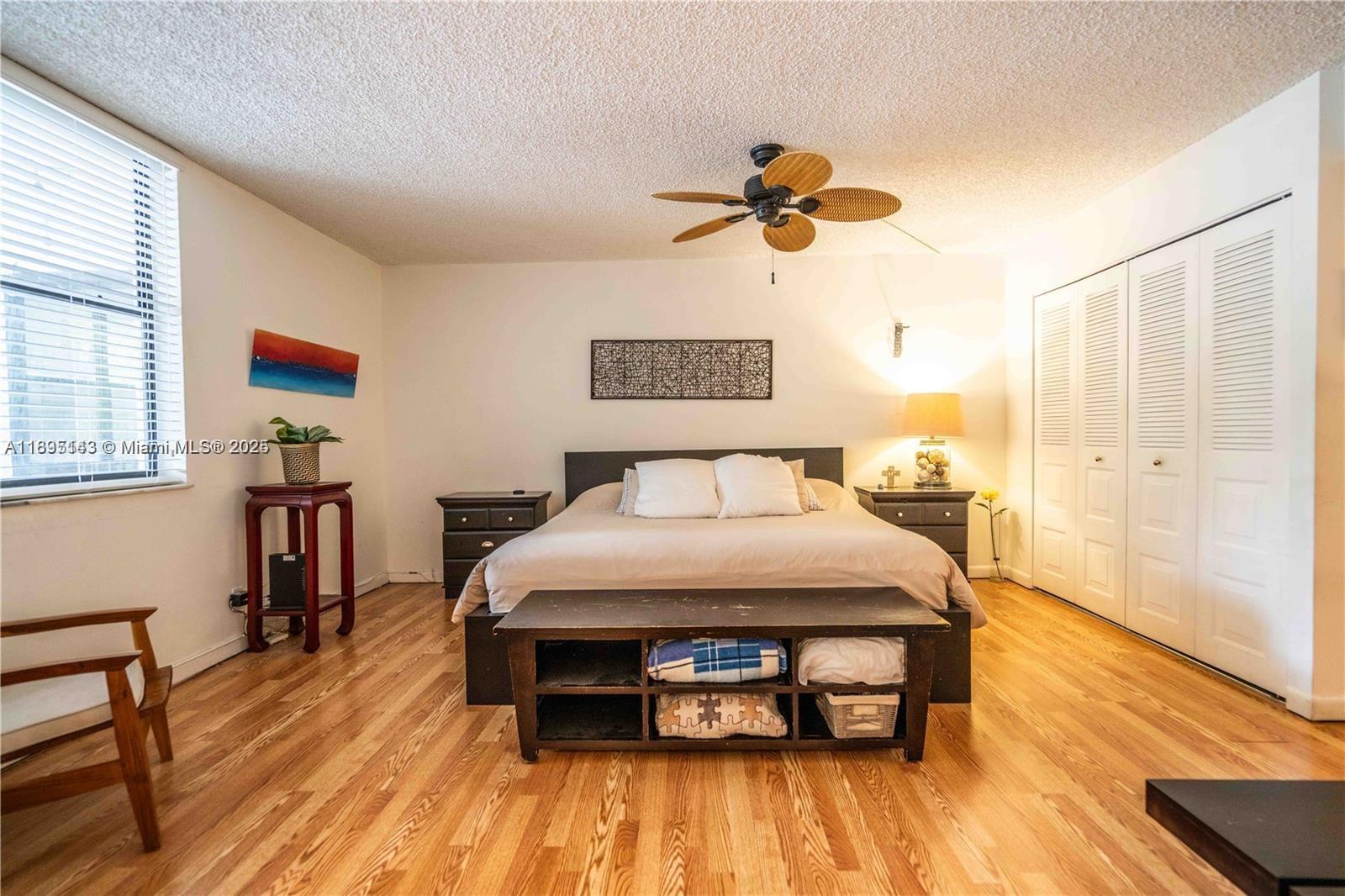 SOUTHVIEW AT AVENTURA CON - Residential