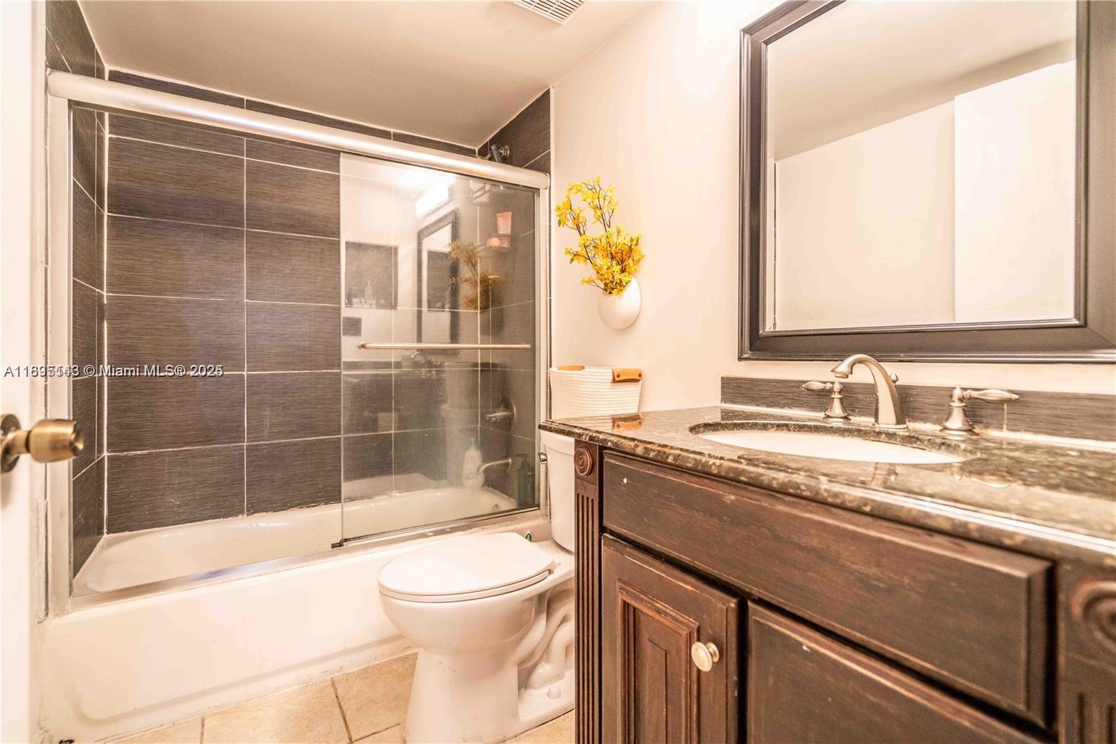 SOUTHVIEW AT AVENTURA CON - Residential