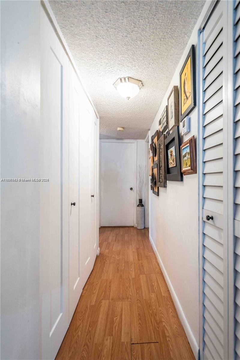 SOUTHVIEW AT AVENTURA CON - Residential