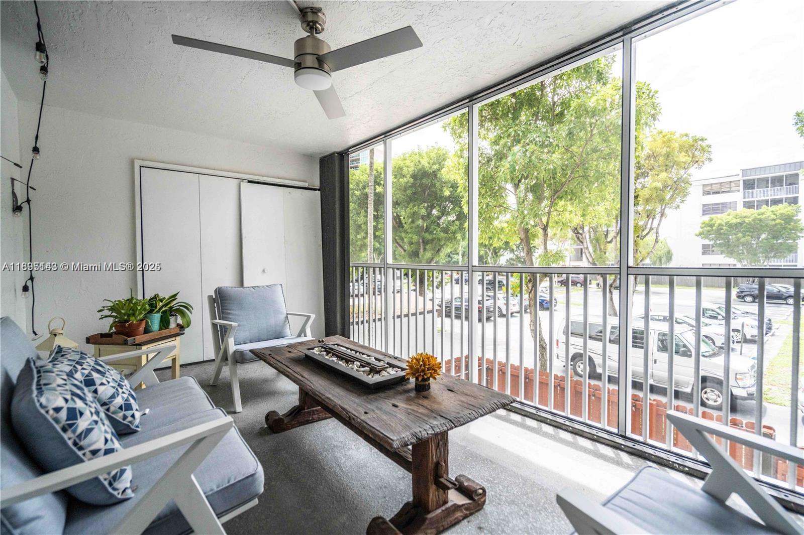 SOUTHVIEW AT AVENTURA CON - Residential