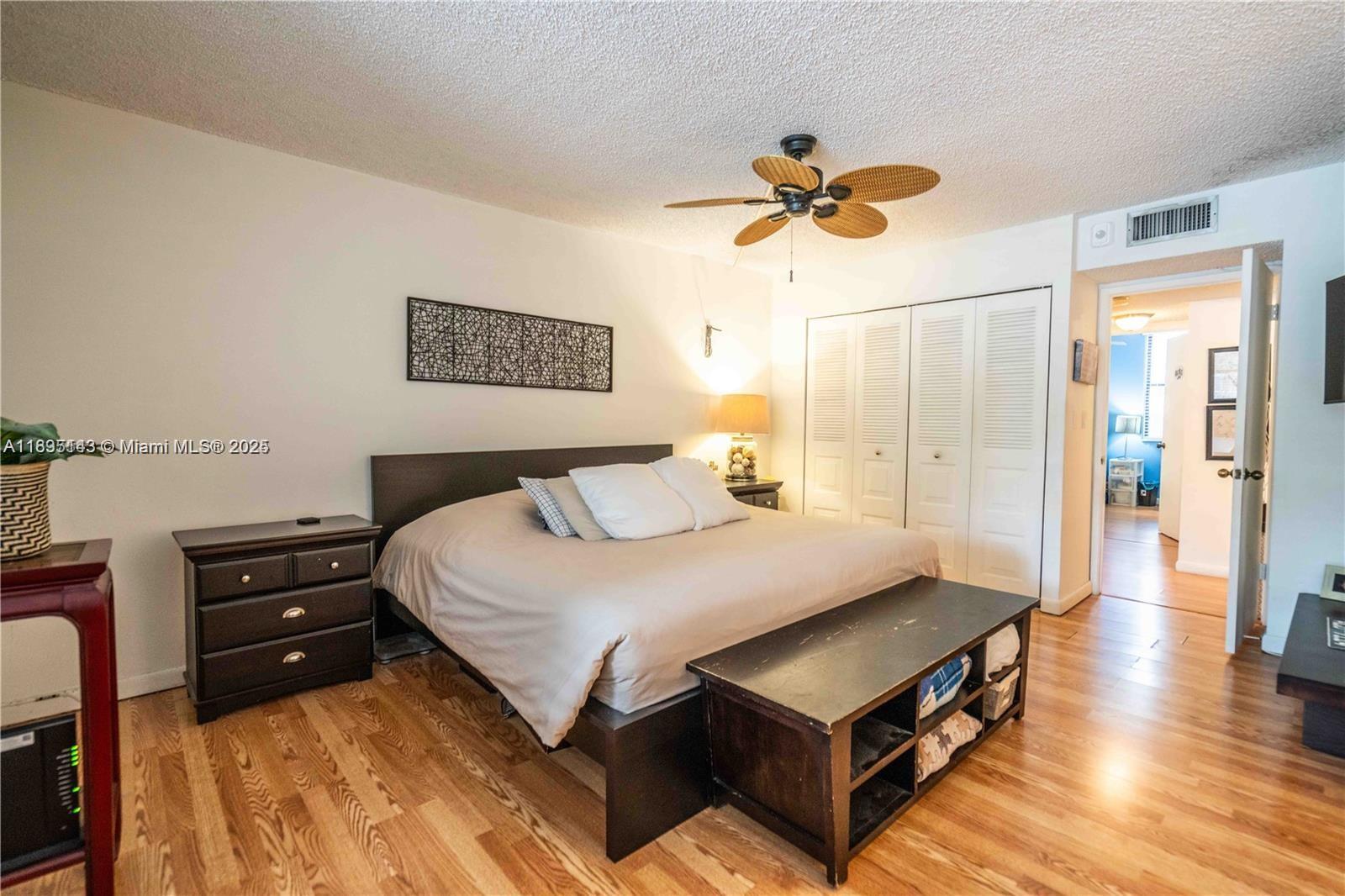 SOUTHVIEW AT AVENTURA CON - Residential