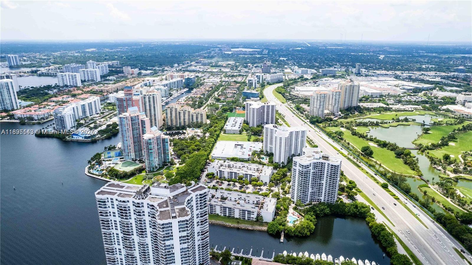 SOUTHVIEW AT AVENTURA CON - Residential