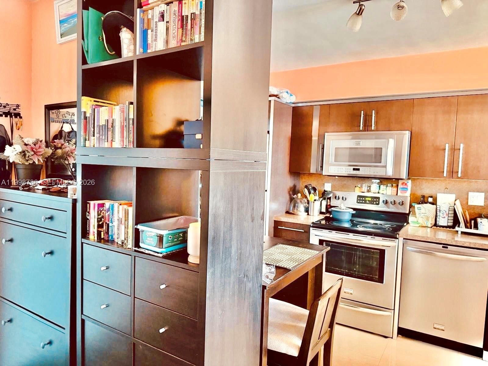 RIVIERA CONDOMINIUM APTS - Residential