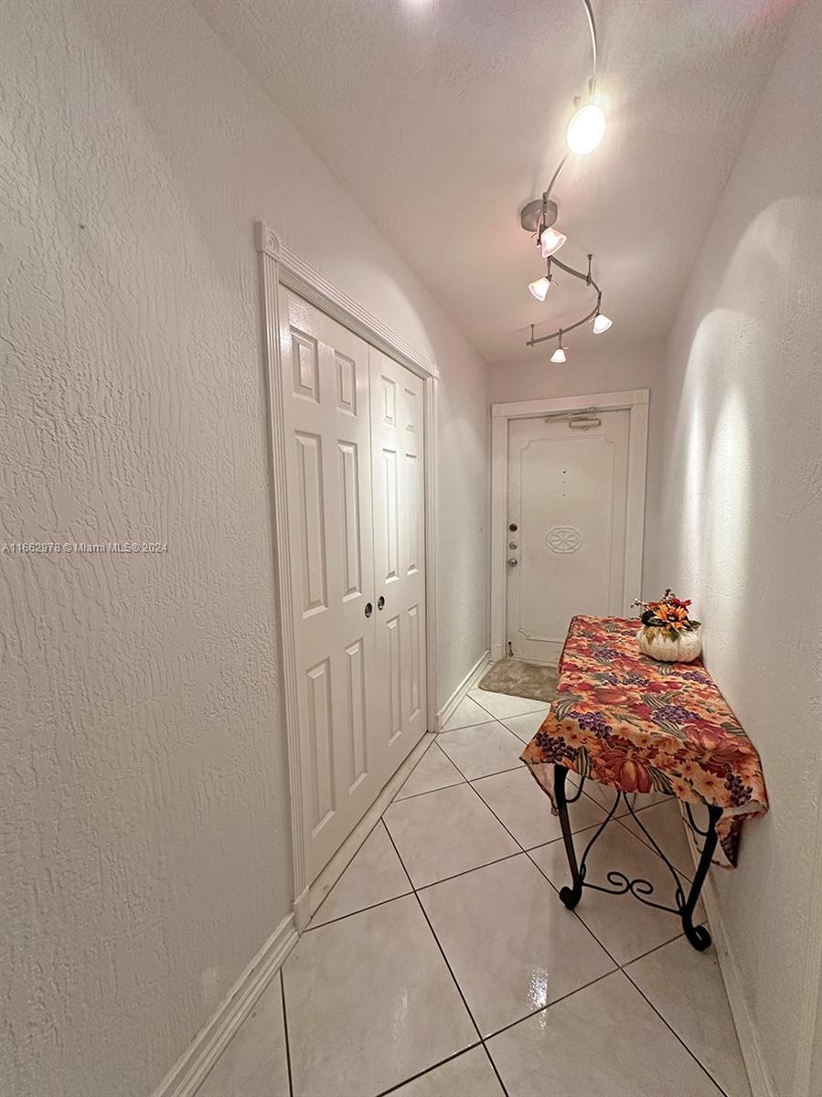 WATERS EDGE TOWERS CONDO - Residential