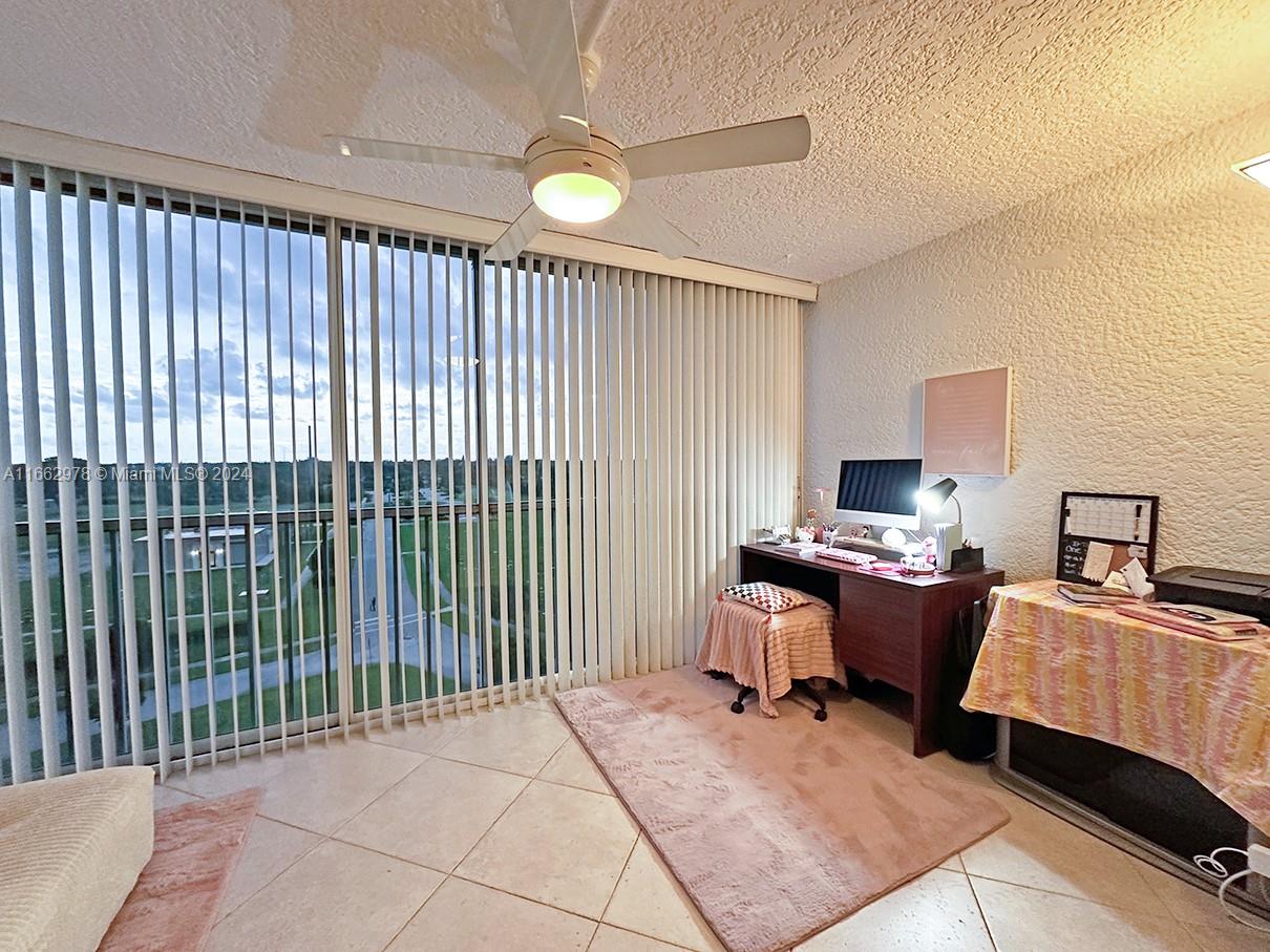 WATERS EDGE TOWERS CONDO - Residential