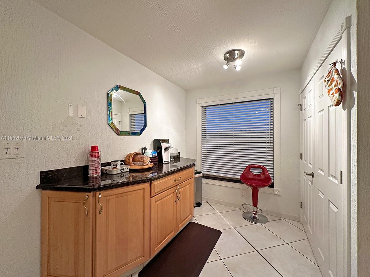 WATERS EDGE TOWERS CONDO - Residential