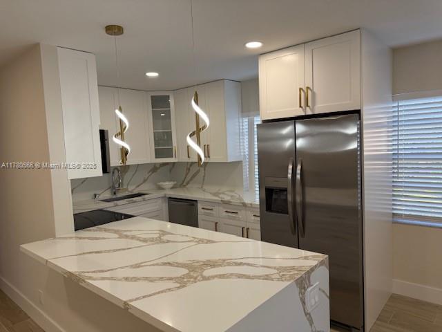 KINGS POINT FLANDERS COND - Residential Lease