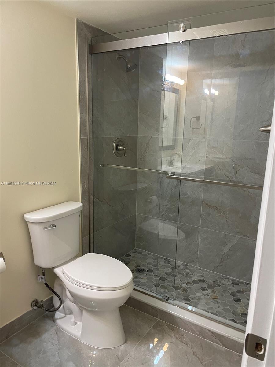 Prime Kendall Location – Move-In Ready 1/1 at Nob Hill West! Freshly painted and updated 1 bedroom, 1 bath condo with large walk-in closet, pantry and private balcony in a resort-style community. Enjoy a pool, hot tub, sauna, gym, kids’ playground, and clubhouse. Includes 1 assigned parking space plus guest parking. Minutes to Dadeland Mall, Metrorail, Miami Dade College, Baptist Hospital, and major highways (826 & Turnpike). Quick approval process!
Requirements: Completed rental application, Copy of driver’s license, Last 3 pay stubs, Last 3 months of bank statements, Full credit report with FICO score, and Background check.
Call Jorge Gonzalez (305) 898-6224 for any questions and showing requests.