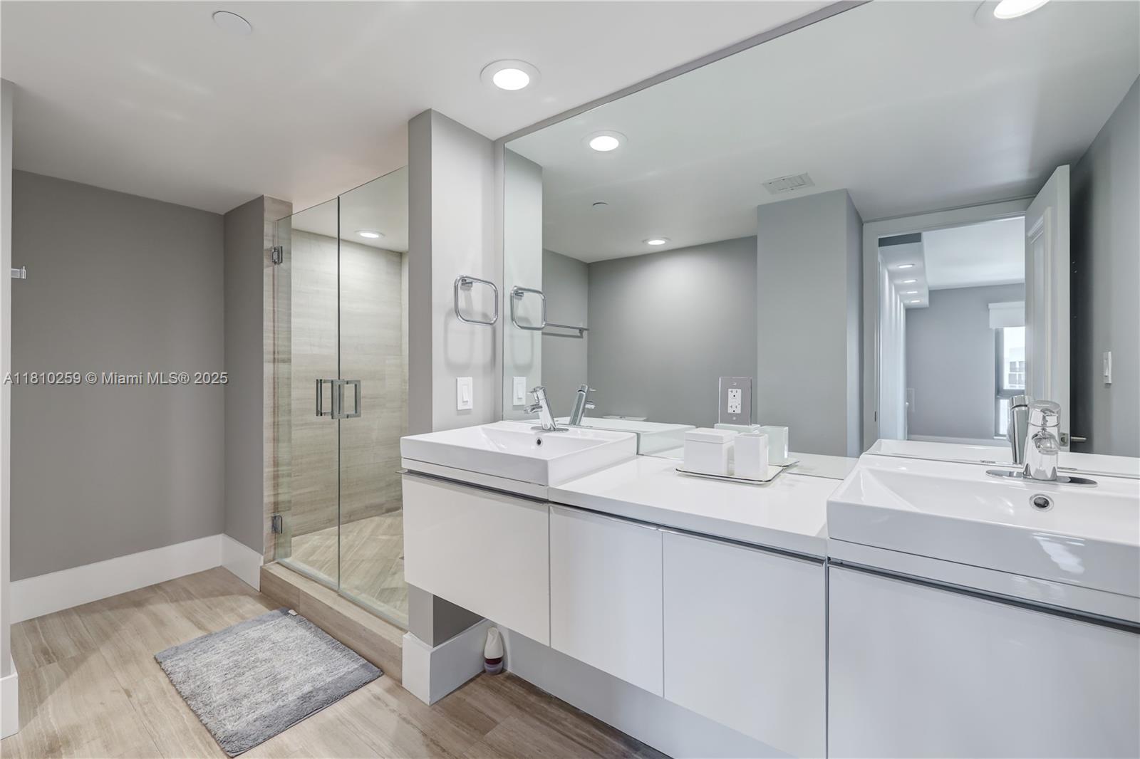 BRICKELL EAST CONDO - Residential