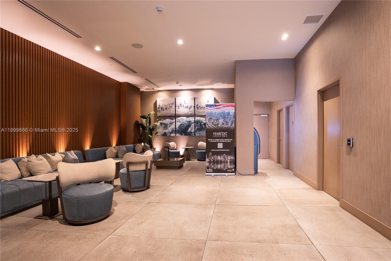 SMART BRICKELL - Residential