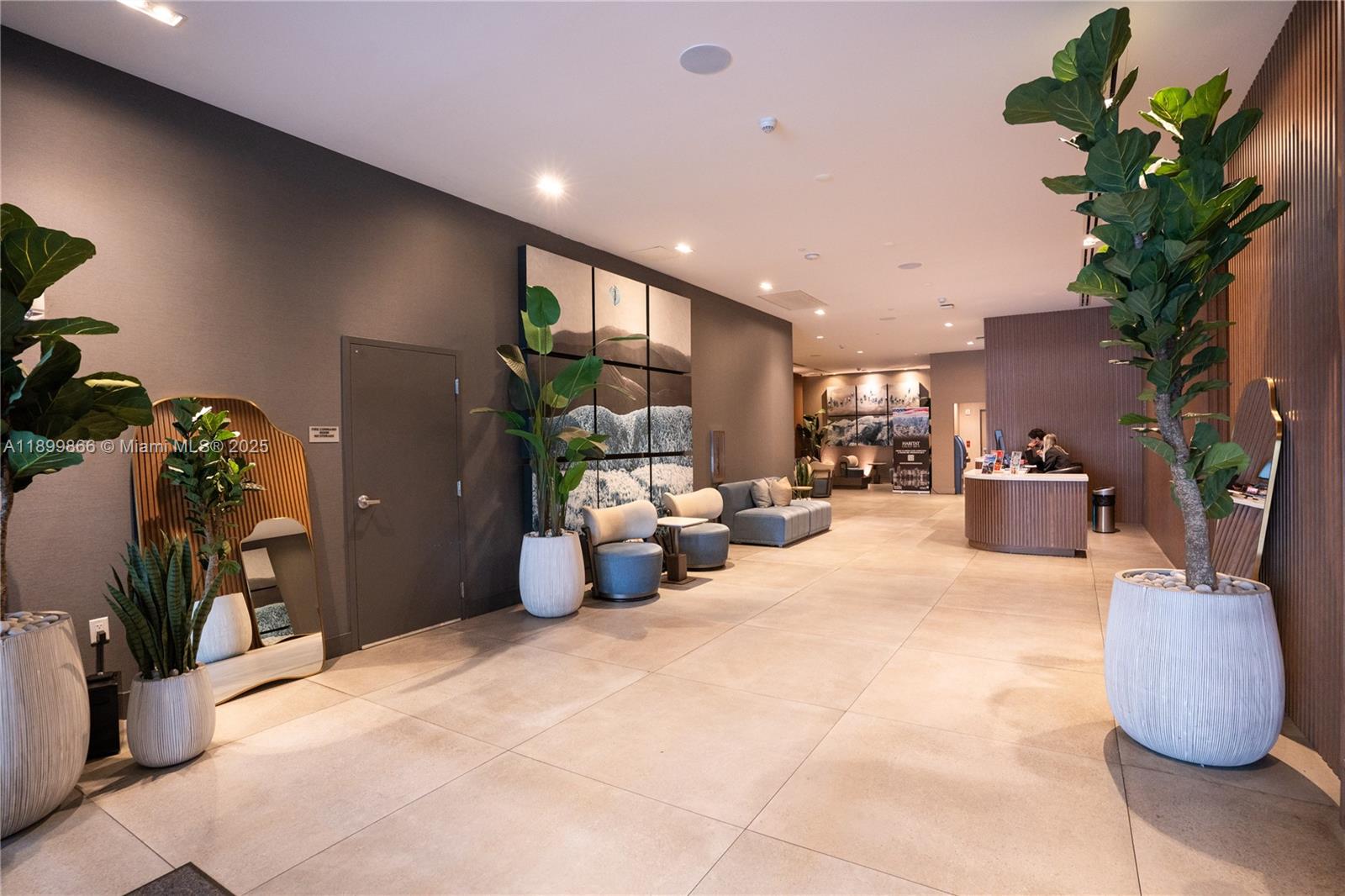 SMART BRICKELL - Residential