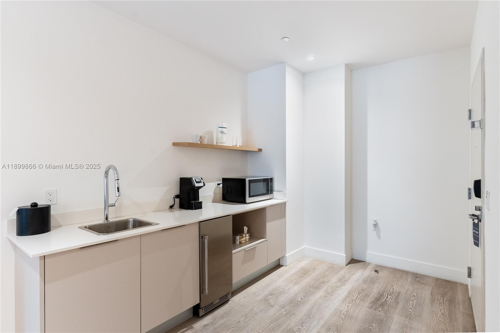 SMART BRICKELL - Residential