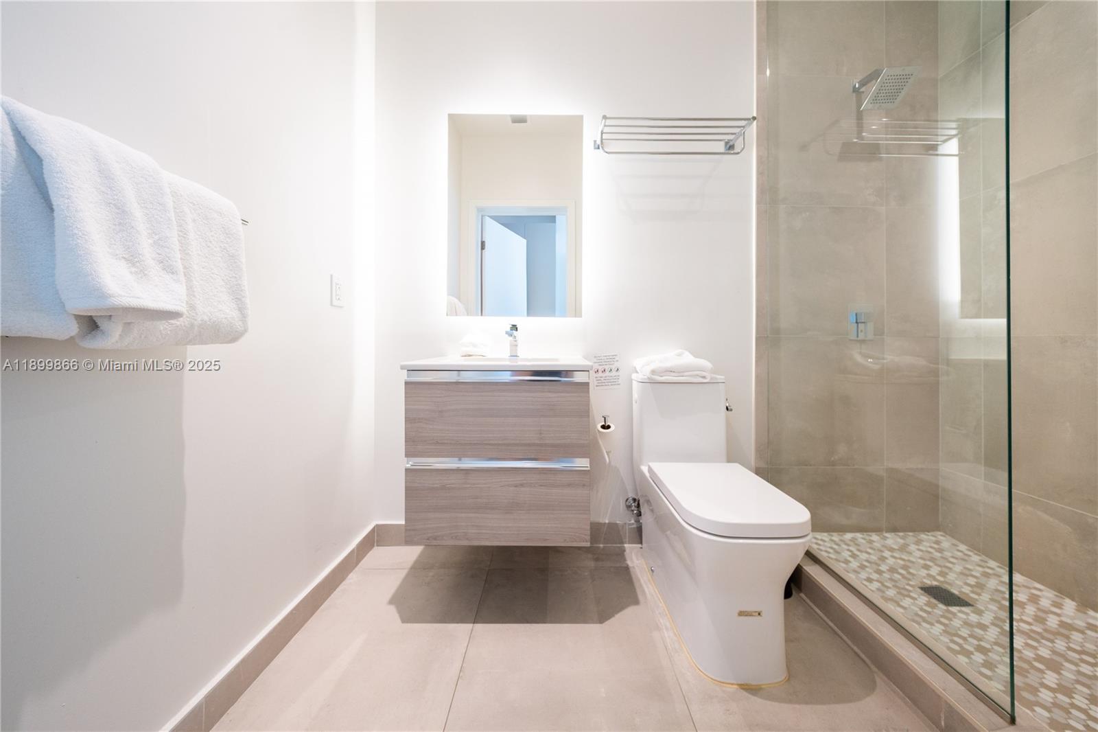 SMART BRICKELL - Residential