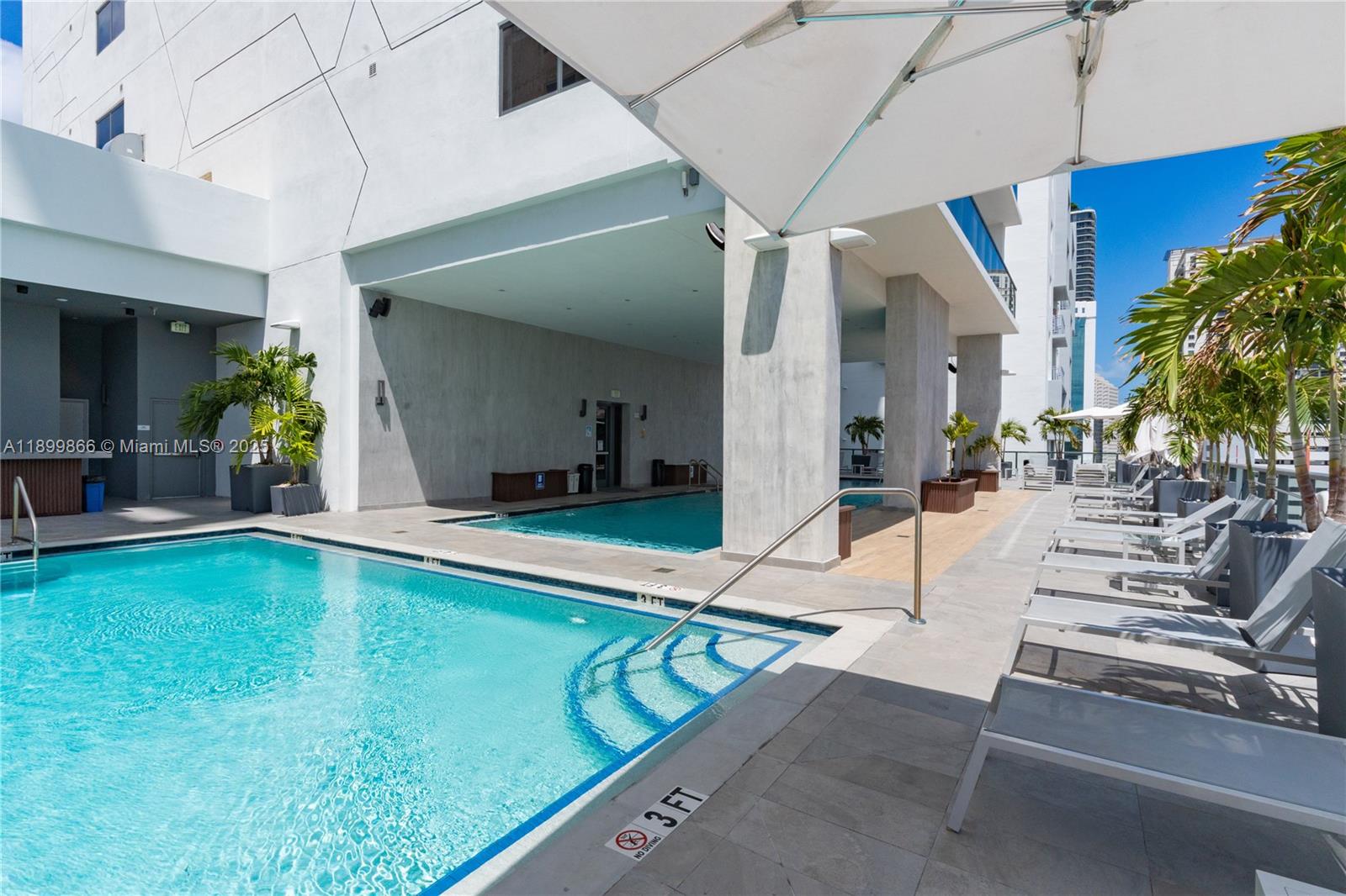 SMART BRICKELL - Residential
