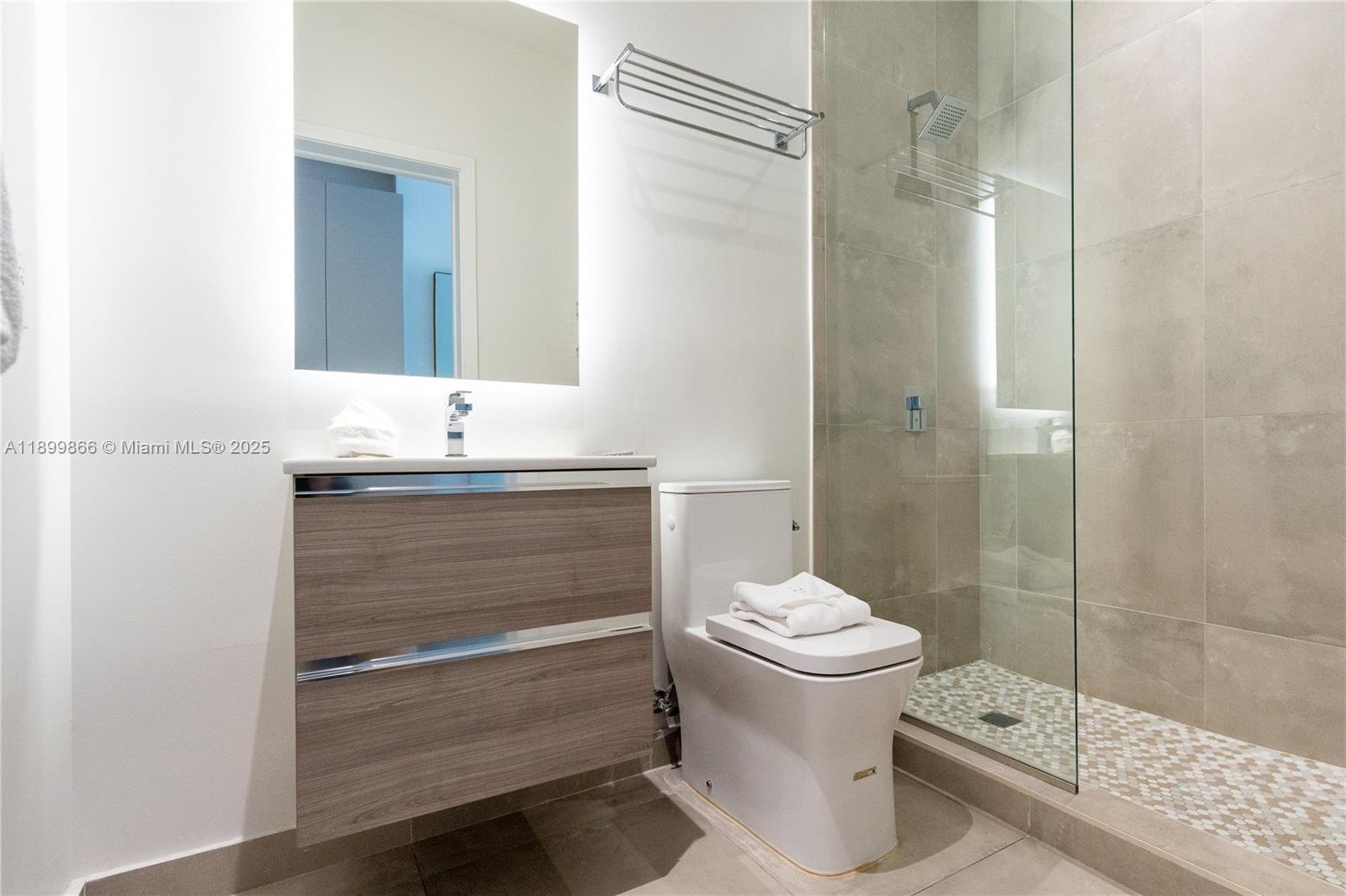 SMART BRICKELL - Residential