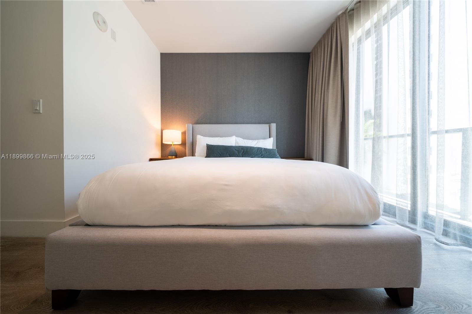 SMART BRICKELL - Residential