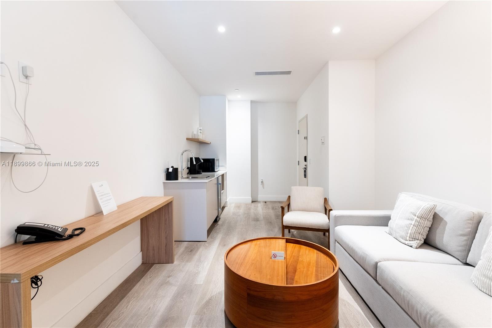 SMART BRICKELL - Residential