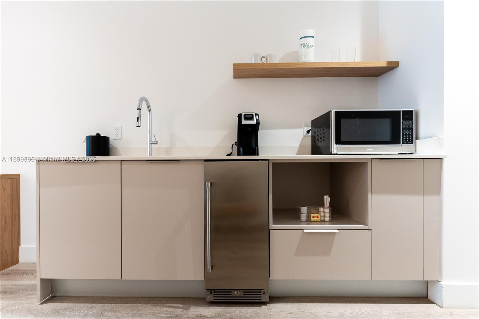 SMART BRICKELL - Residential