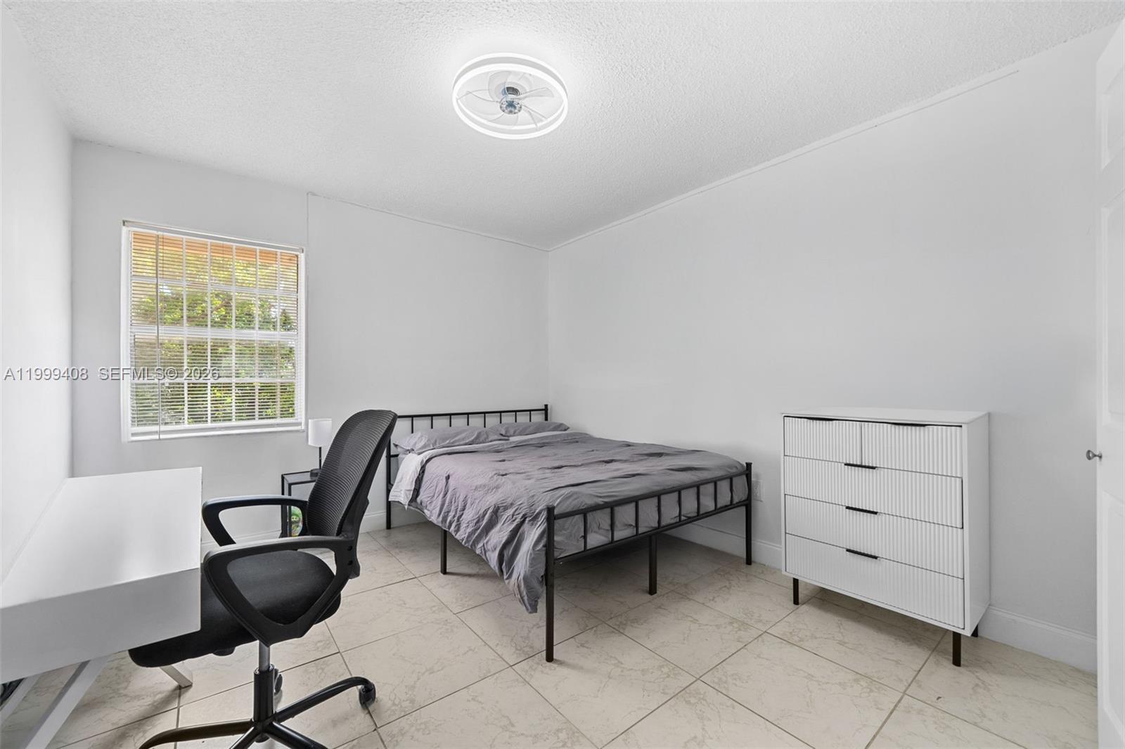 FIFTH AVENUE CONDO - Residential