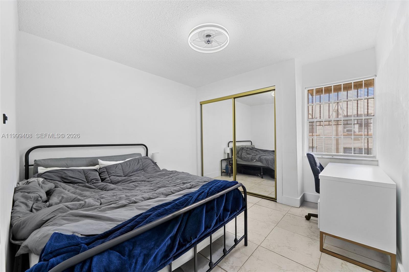 FIFTH AVENUE CONDO - Residential