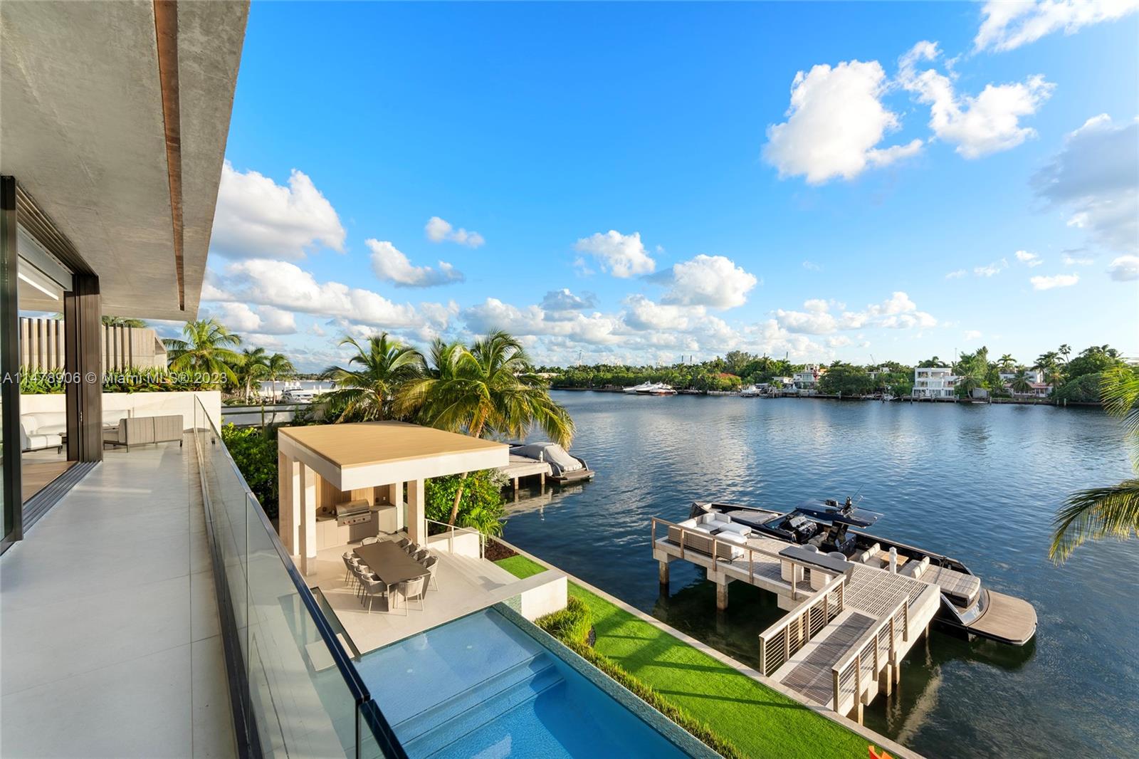 HIBISCUS ISLAND - Residential