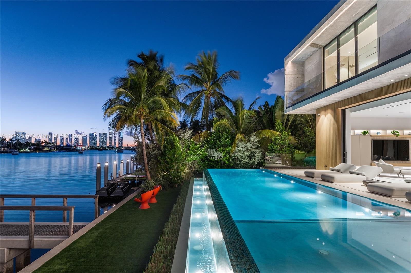 HIBISCUS ISLAND - Residential