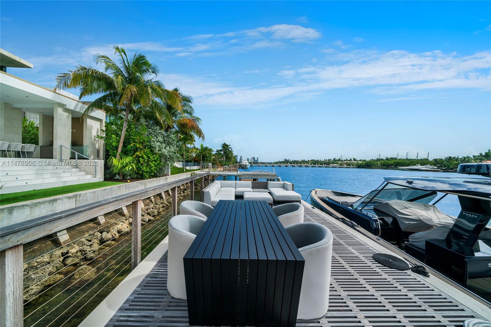 HIBISCUS ISLAND - Residential