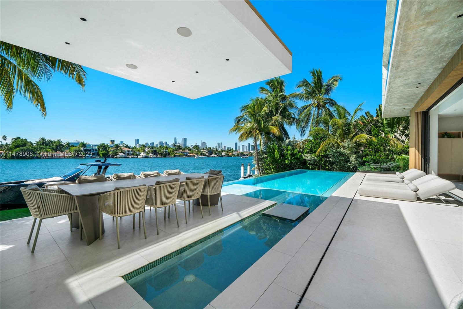 HIBISCUS ISLAND - Residential
