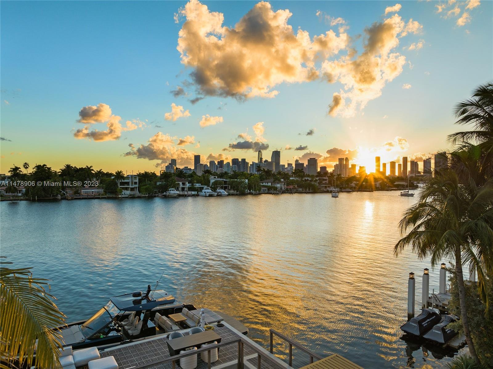 HIBISCUS ISLAND - Residential