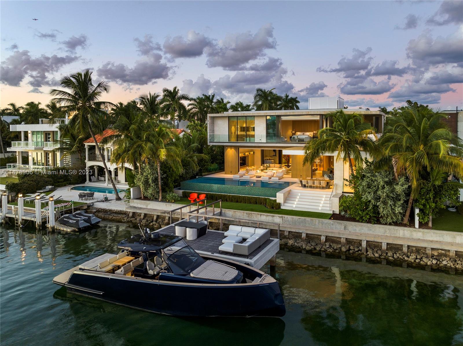 HIBISCUS ISLAND - Residential