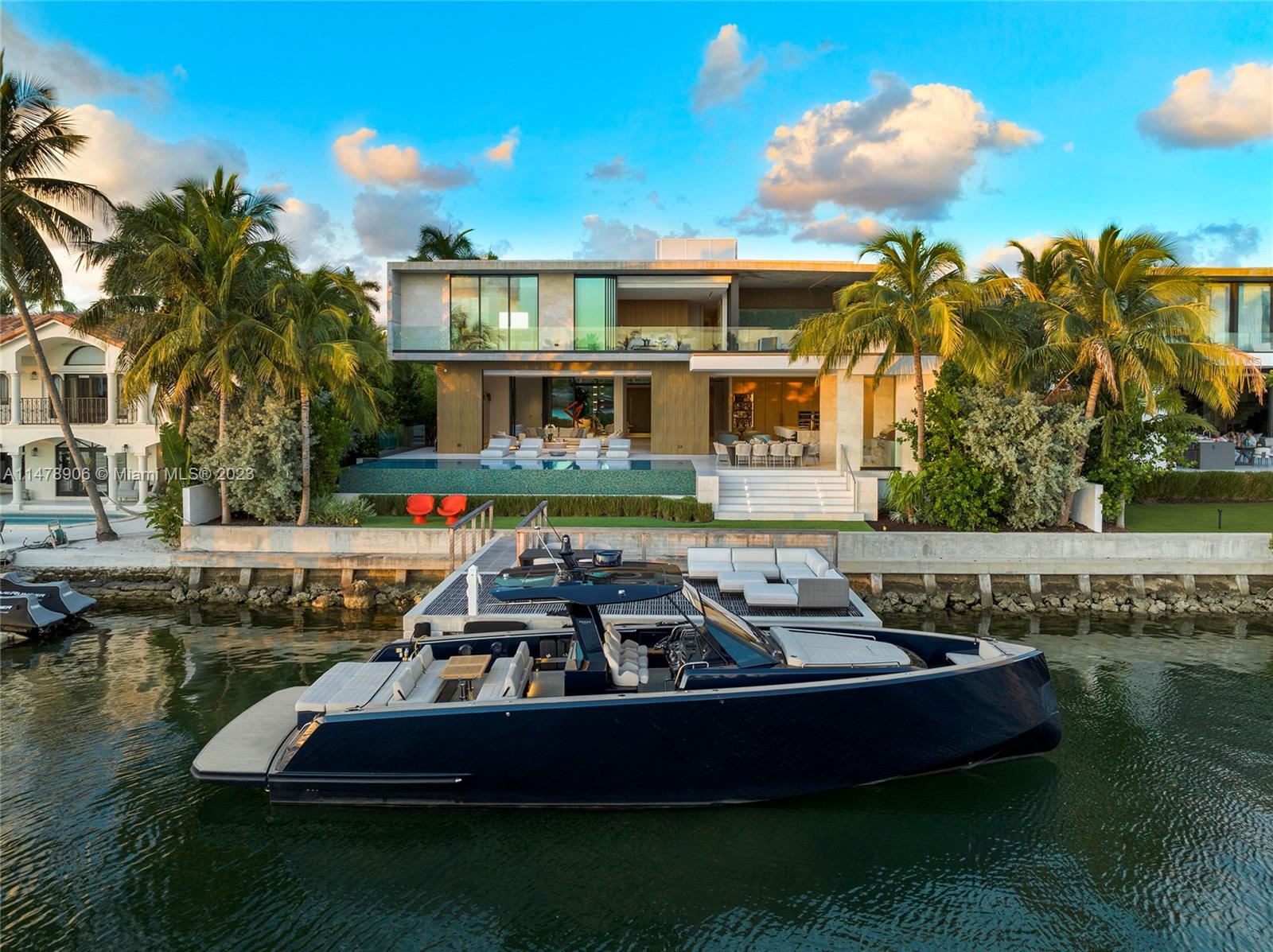 HIBISCUS ISLAND - Residential